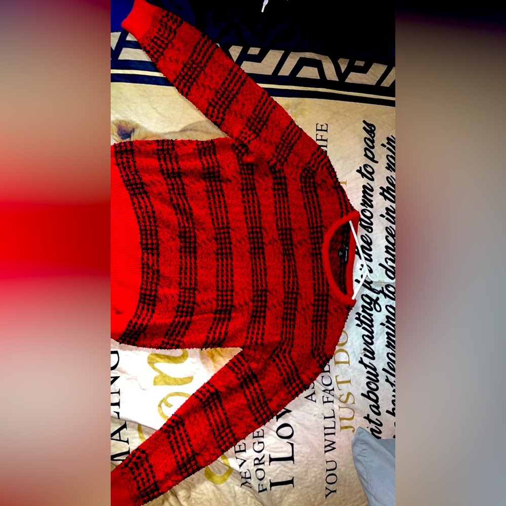 Grungy 90s Sweater